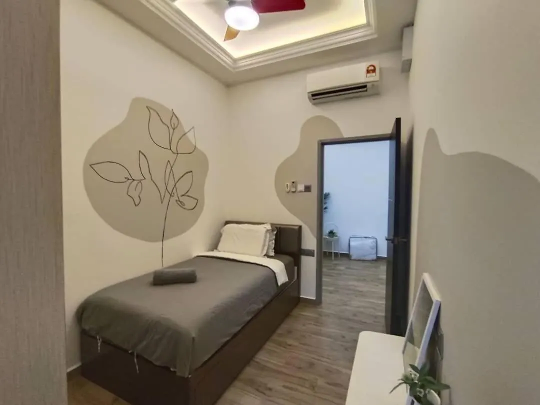 Tatil Evi Mount Austin La Garden 12 Pax 4Bedroom 4Bathroom Johor Bahru Malezya